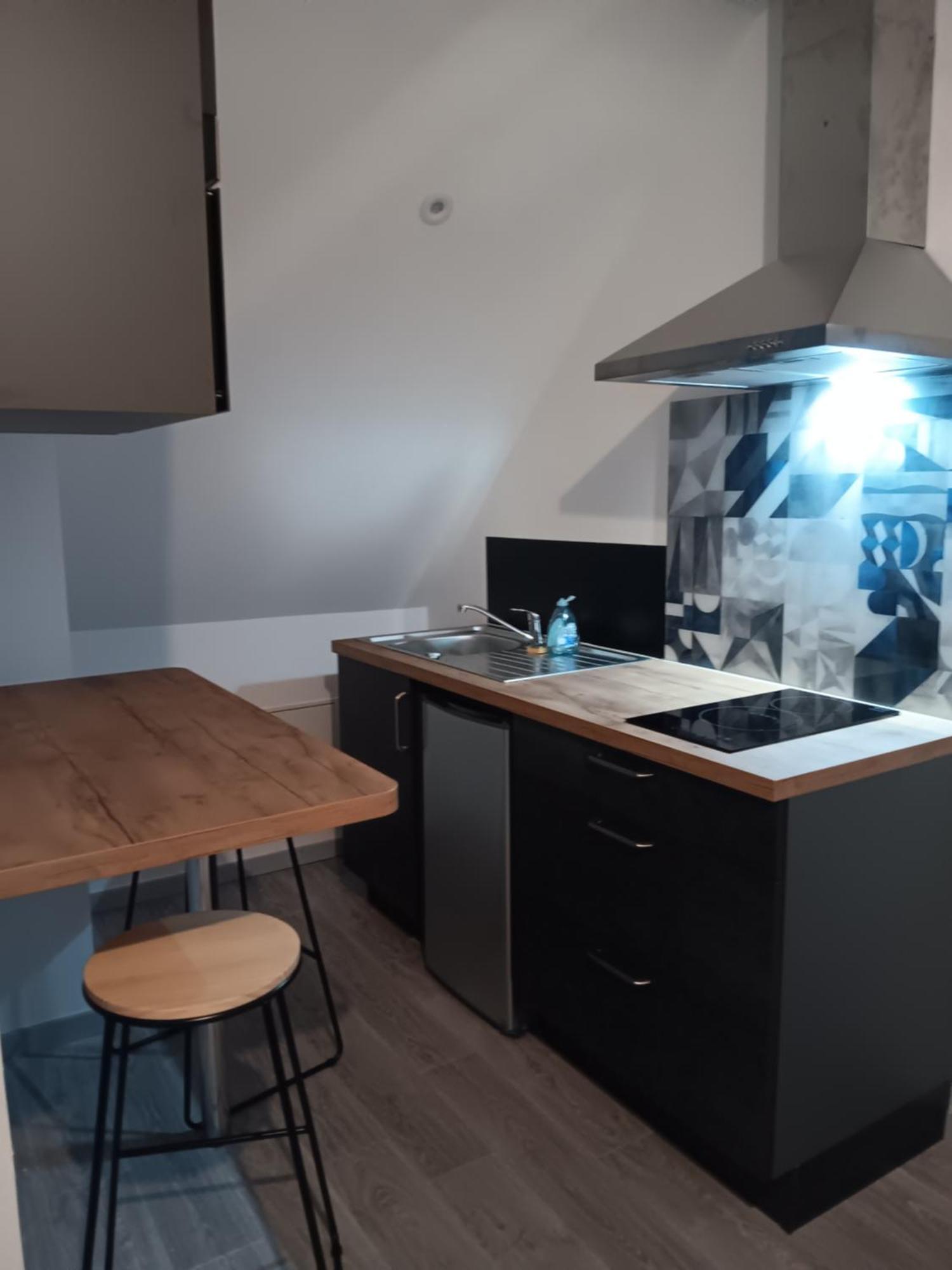 Studio Est Proche Centre Ville Loudéac Εξωτερικό φωτογραφία